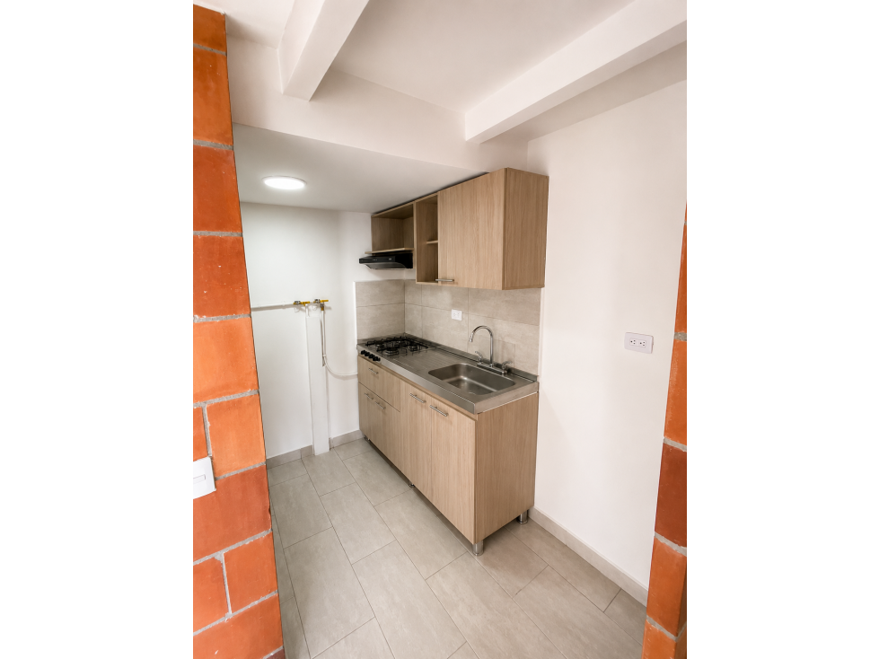 Apartamento En Venta En Robledo Con Balcón Piscina Y Parqueadero Común — foto 3