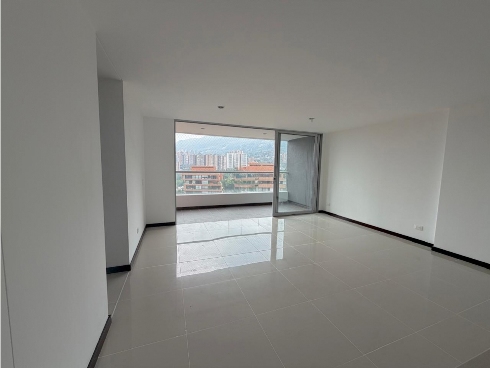 Apartamento para Venta en Envigado Loma de las Brujas — foto 6