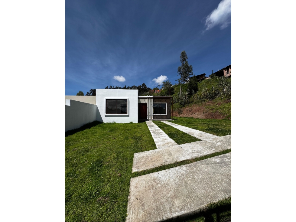 Casa Amplia en Venta con 3 Dormitorios en Planta Baja