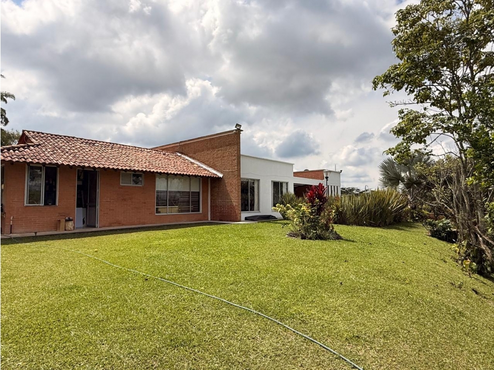 En venta casa campestre en Via Armenia , Pereira