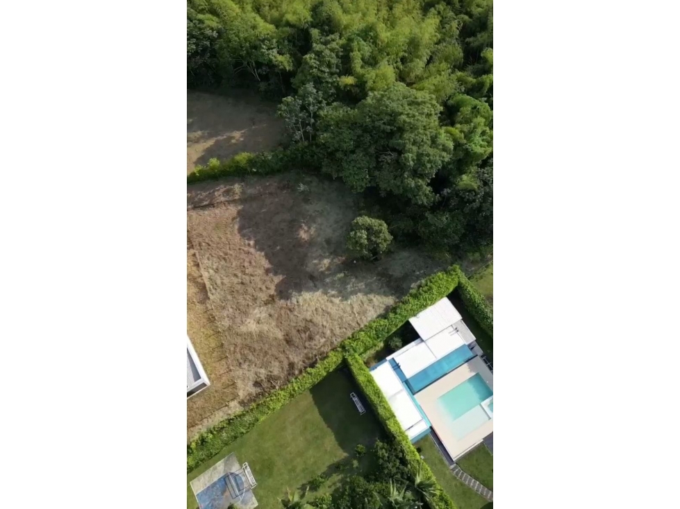 En venta lote en cerritos — foto 3
