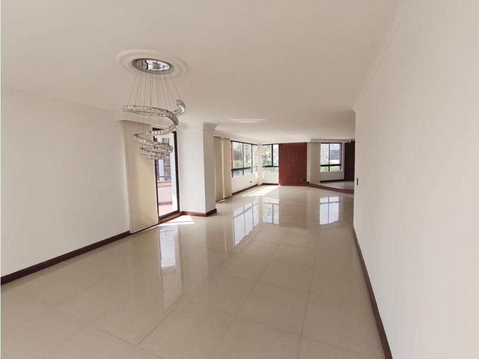 En venta apartamento en Pinares,Pereira