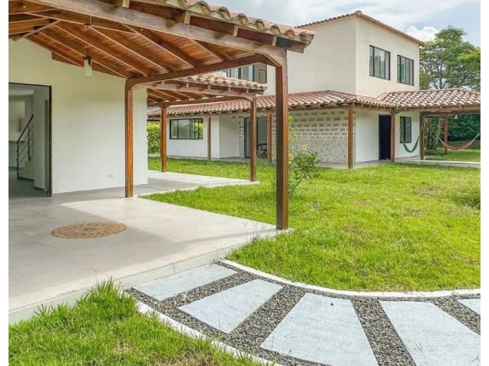 En venta lote con dos casas campestres en Combia — foto 2