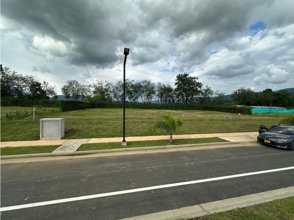 En permuta o venta Lote en Condominio Luxury en Viterbo - 1