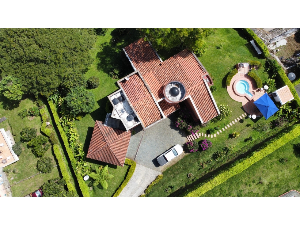 En Venta Casa Campestre en Vía Armenia Pereira