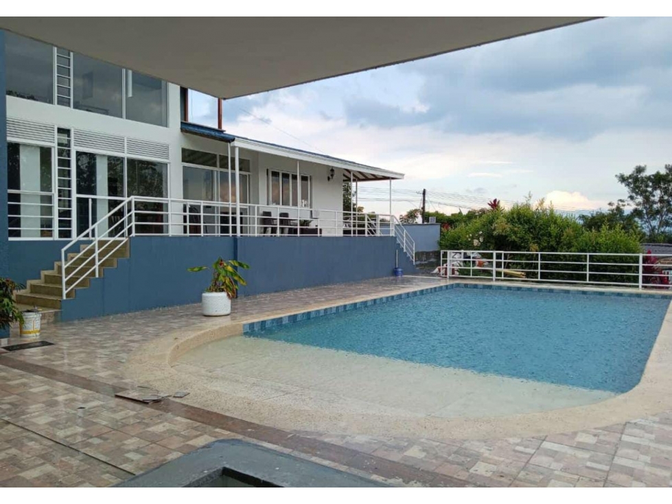 En venta Casa Campestre en Marsella, Risaralda