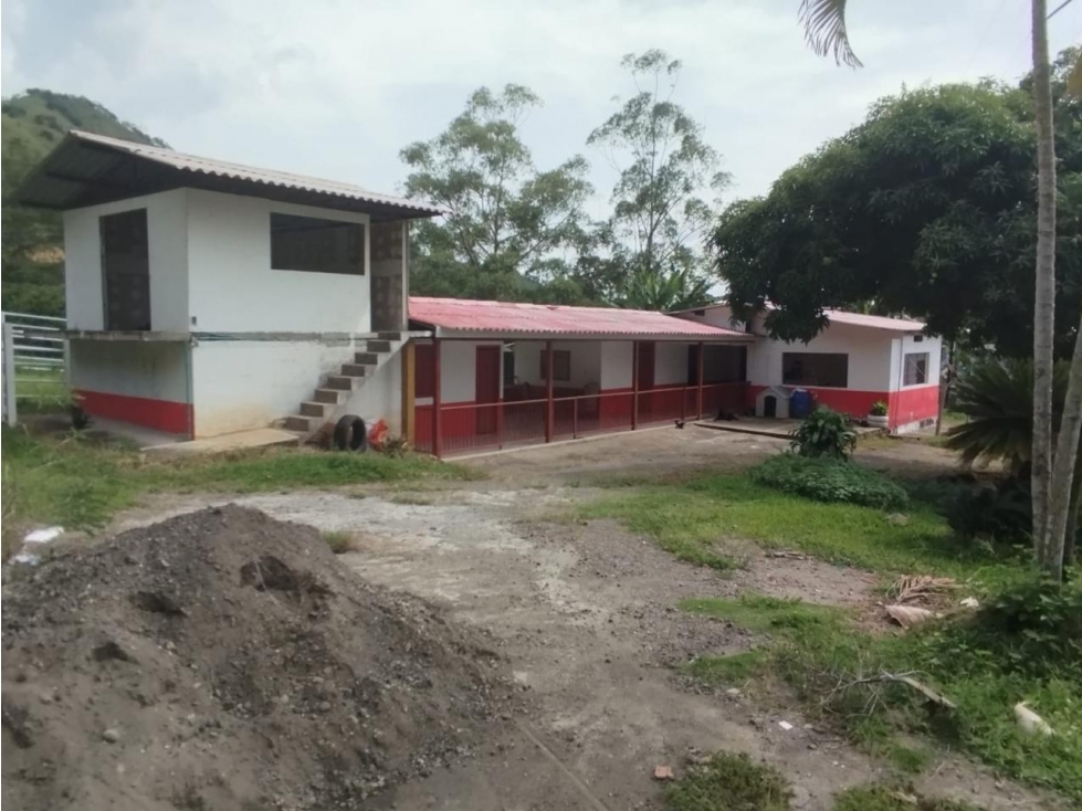 En venta finca Ganadaera Belalcaza - 2