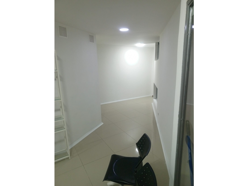 En venta local esquinero en Pereira — foto 3