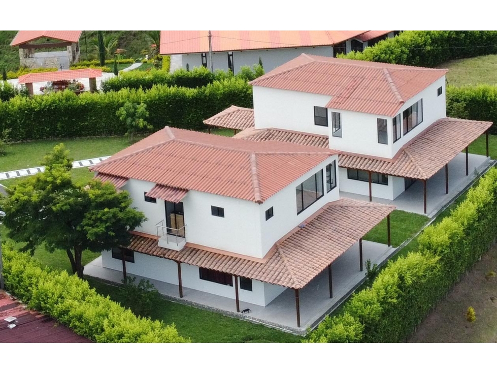En venta lote con dos casas campestres en Combia — foto 4