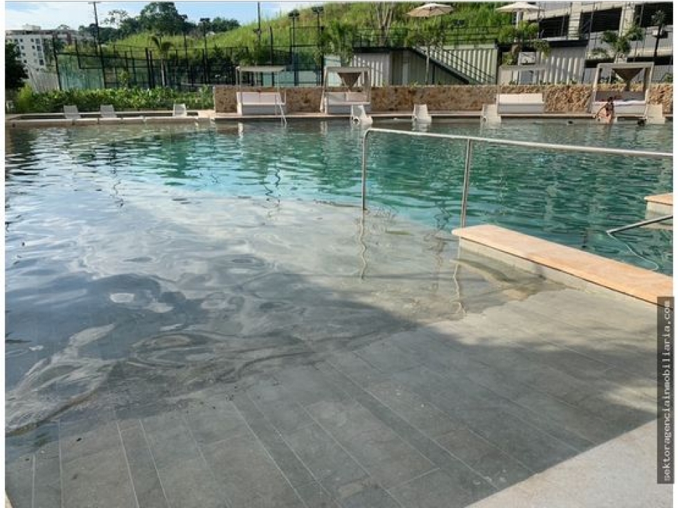 En venta apartamento en La Quinta Club House — foto 2