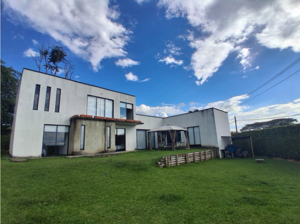 En venta Casa Campestre en Cerritos — foto 2