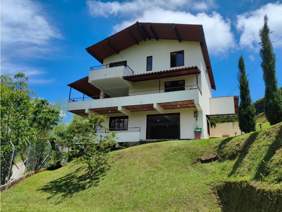 En venta casa finca en Altagracia