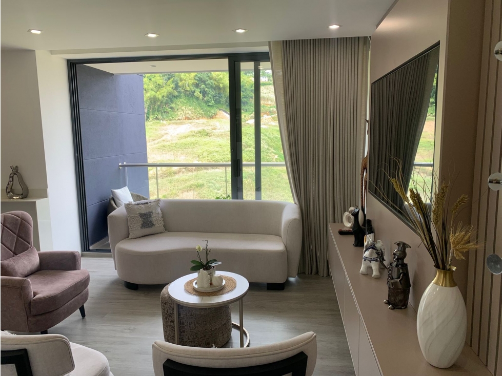 En venta apartamento de lujo en Pinares — foto 4