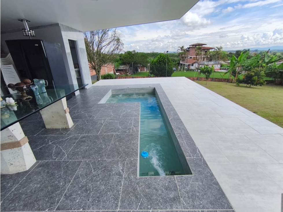 En venta Casa Campestre en Parcelación en Combia - Pereira — foto 2