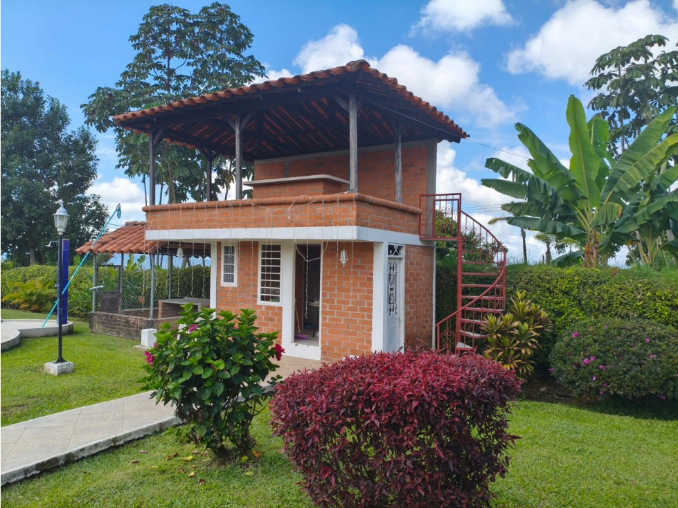 En venta finca en Altagracia Pereira — foto 3