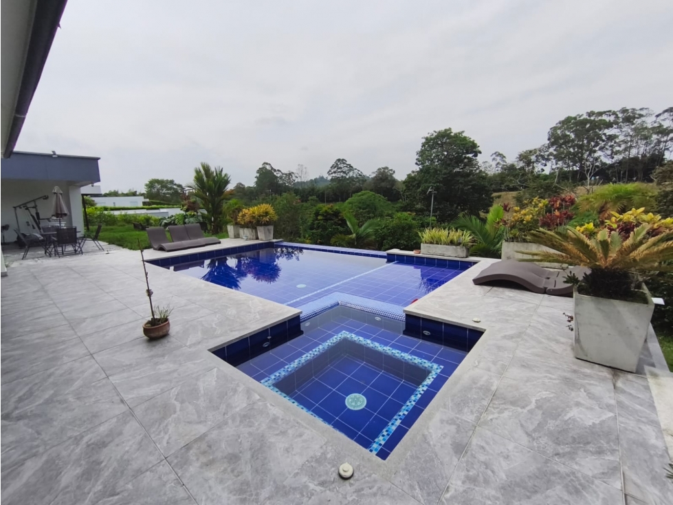 En venta Casa Campestre en Combia — foto 6