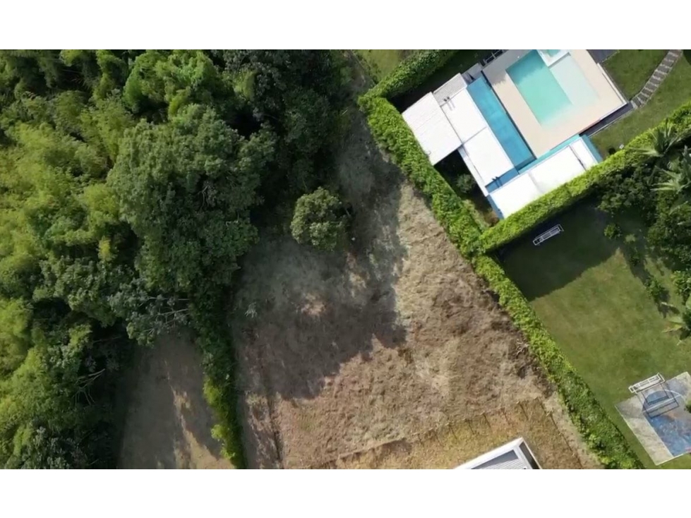 En venta lote en cerritos