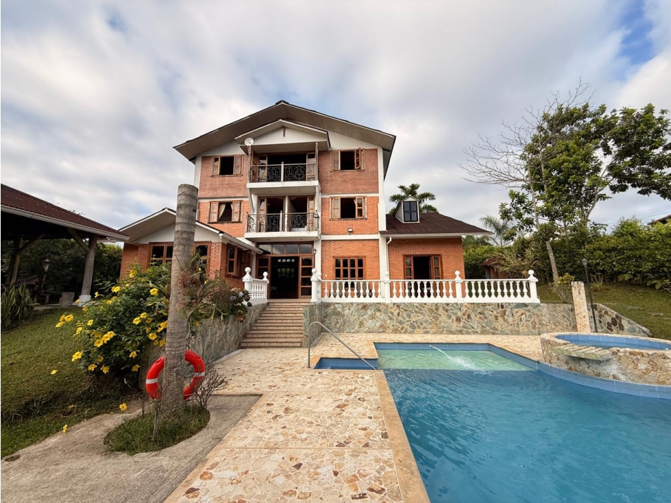 En venta casa campestre en Cerritos - vía la Virginia — foto 2