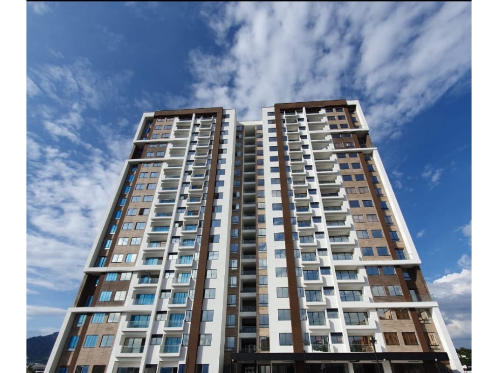 En venta apartamento en edificio ITTOS 15, Pereira.