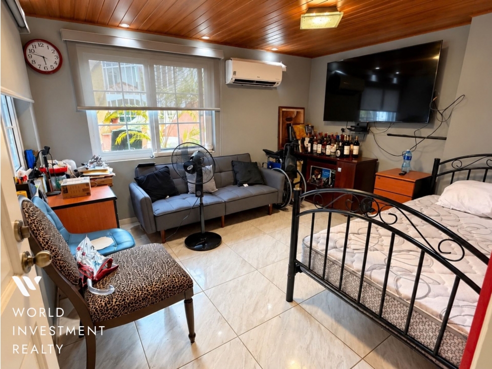 ESPECTACULAR CASA EN VENTA CON PISCINA EN ALTOS DE PANAMA — foto 3