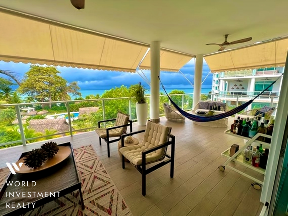 SE VENDE APARTAMENTO AMOBLADO FRENTE AL MAR EN BIJAO