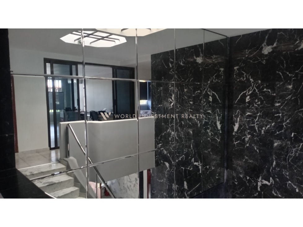 Venta de Casa en La Alameda ideal para Embajadas — foto 2