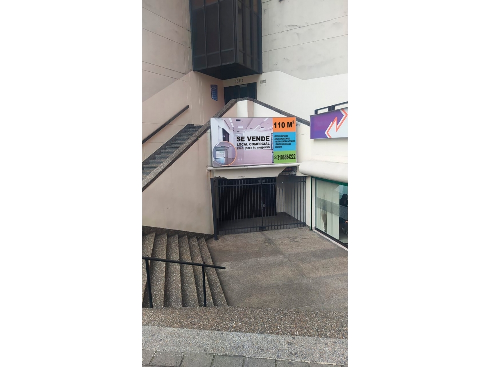 LOCAL EN VENTA CENTRO MEDELLÍN VITRINA COMERCIAL EN COLSEGUROS — foto 2