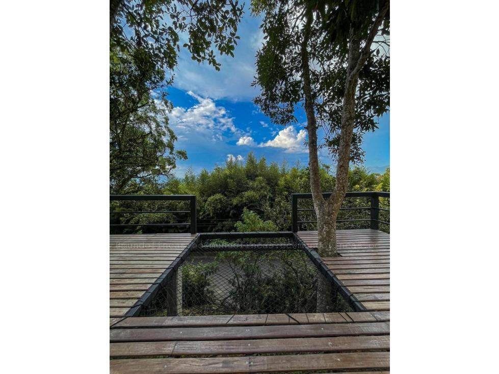 CASA FINCA VENTA VENECIA PUERTA CERRADA REMATE MOTIVO VIAJE - 1