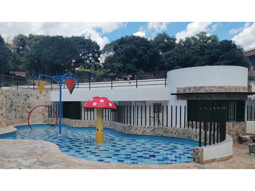 LOCAL EN VENTA SOPETRAN CONDOMINIO CAMPESTRE PUNTAZO COMERCIAL