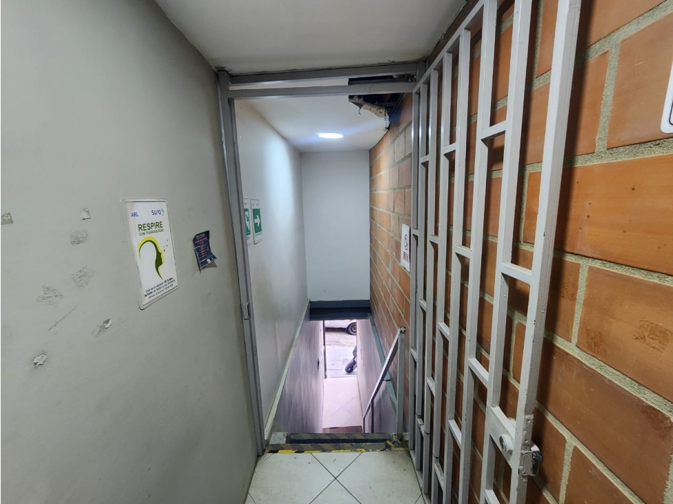 BODEGA EN ARRIENDO SAN CRISTÓBAL LA AMÉRICA SEGUNDO PISO — foto 3