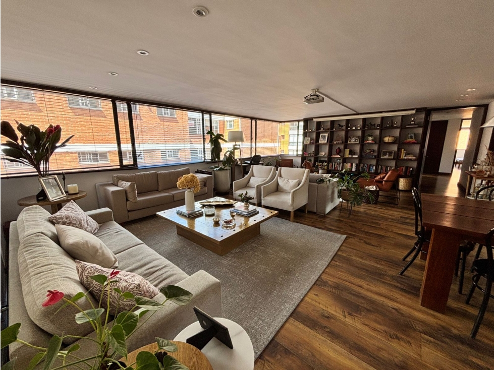 VENDO ESPECTACULAR APTO REMODELADO EN ROSALES
