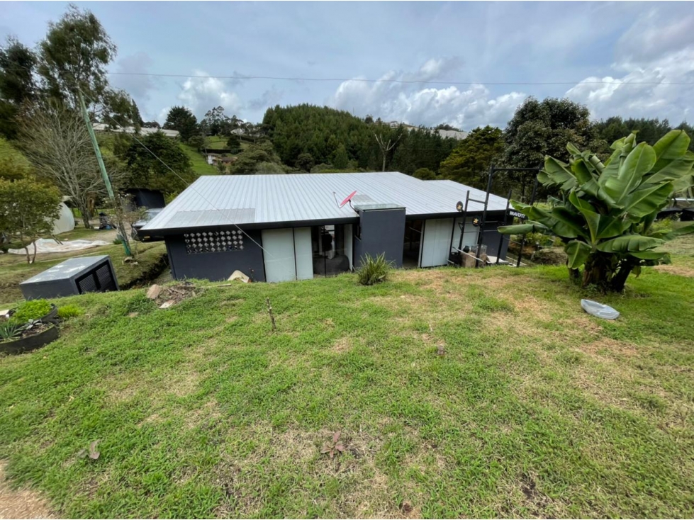 VENTA DE FINCA EN GUARNE - 4