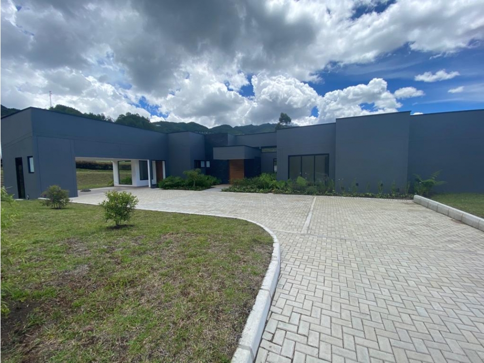 VENTA DE CASA EL RETIRO SECTOR FIZEBAD — foto 2