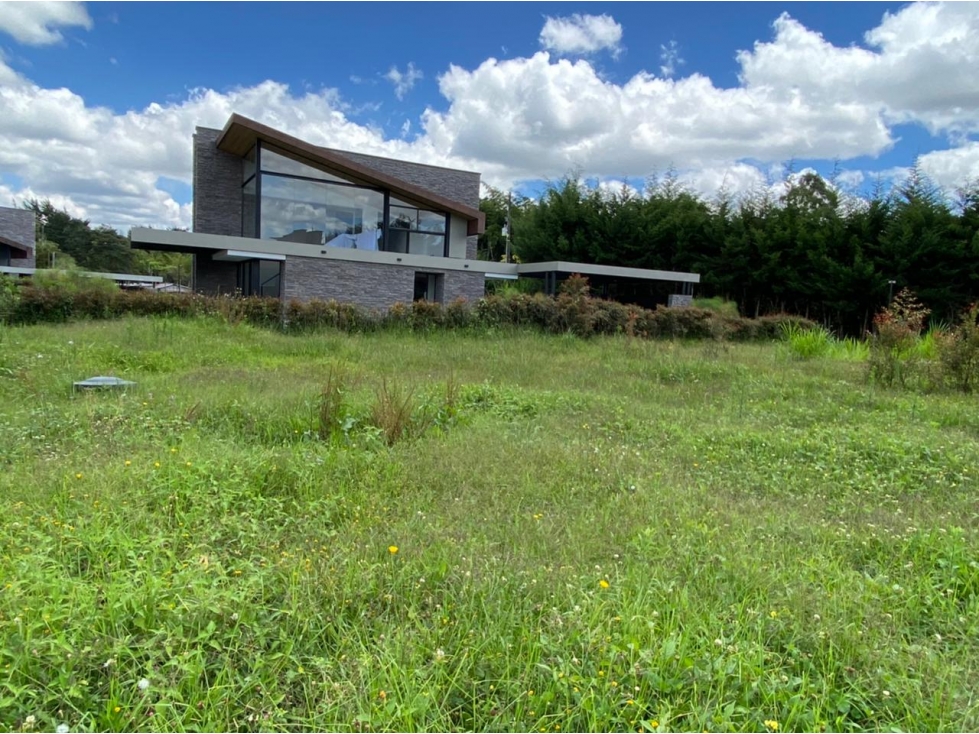 VENTA DE LOTE EN LLANOGRANDE — foto 3