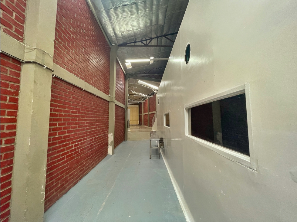 Se Vende Bodega Comercial Y Para Producción De Bajo Impacto Montenegro - 3