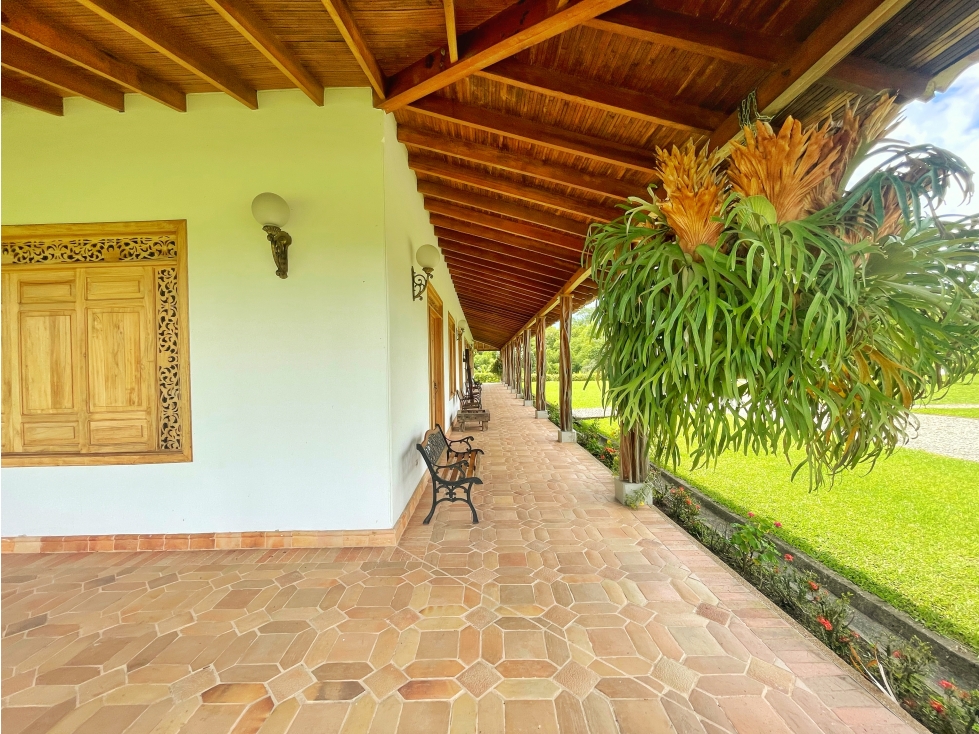 Finca Hotel En Venta Montenegro Quindio Vereda El Cuzco
