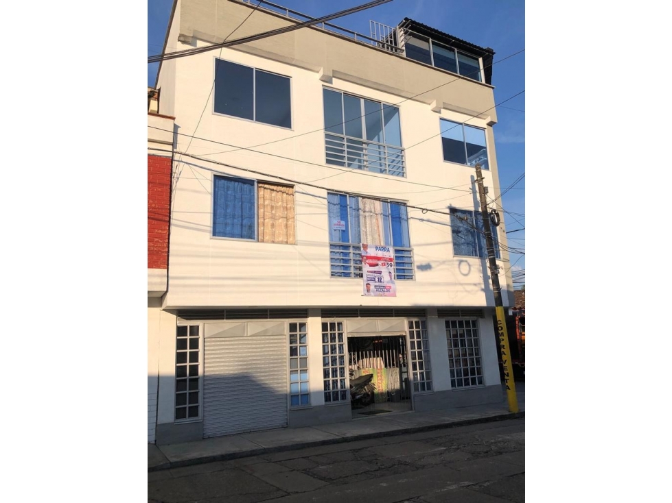 Se Vende Edificio Comercial Casco Urbano Tebaida 8409787 - 1