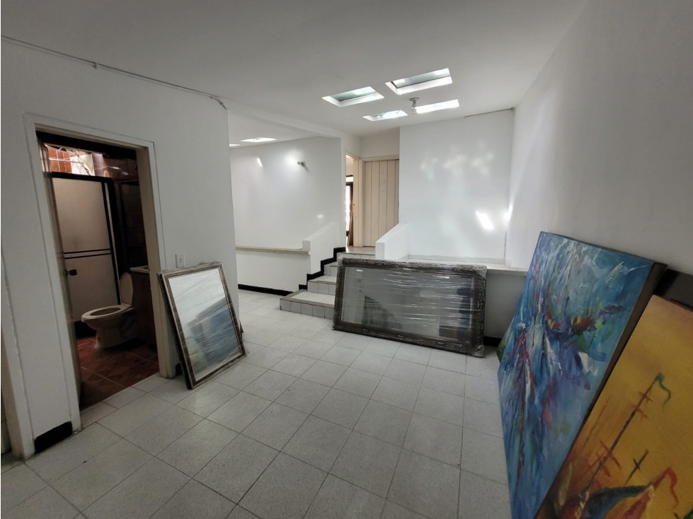 Se Vende Casa Comercial Avenida Bolivar Fundadores 9297742
