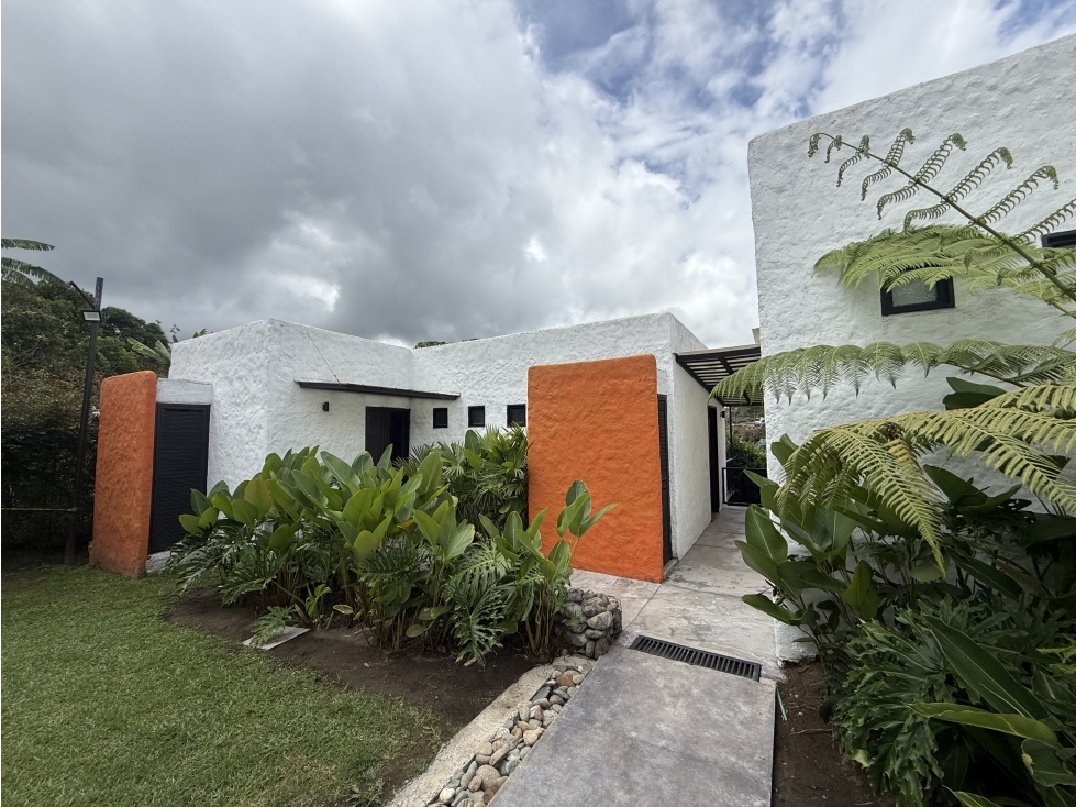 Se Vende Hotel En El Casco Urbano De Salento Quindio
