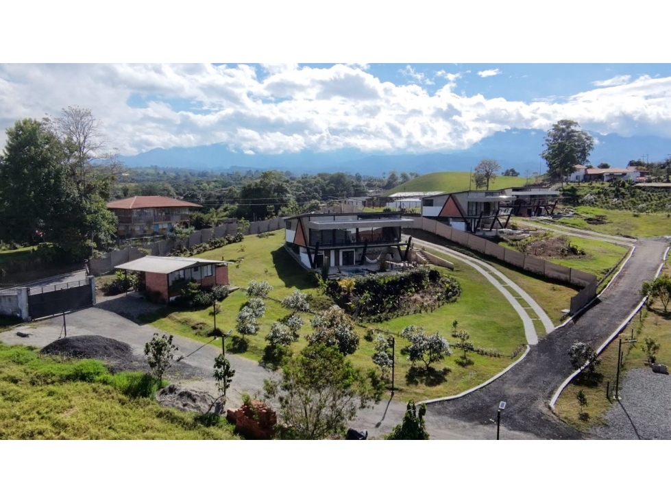 Casas Campestres En Condominio En Venta En Circasia 9302579