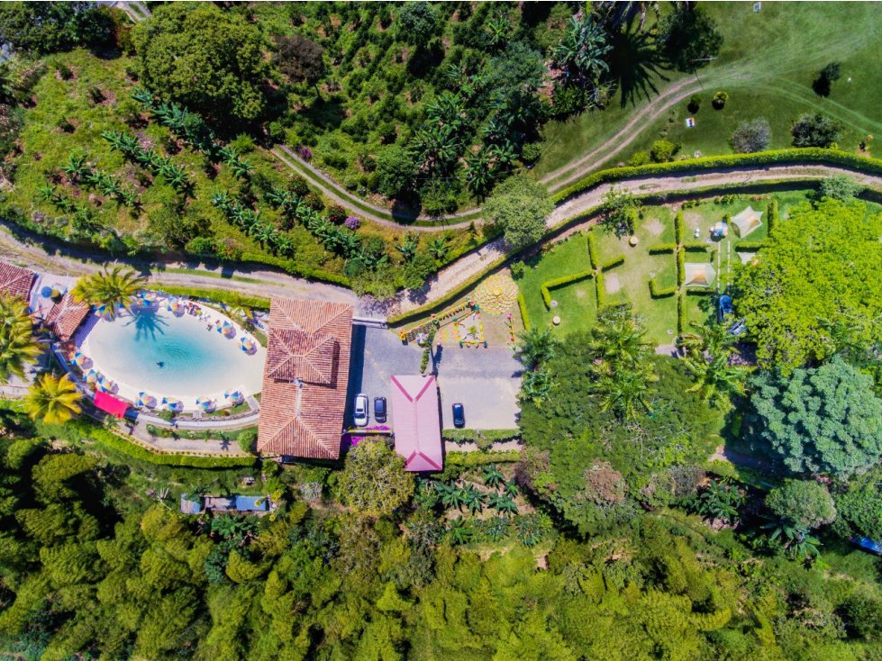 Se Vende Hotel Campestre Camping Quimbaya Quindio - 4