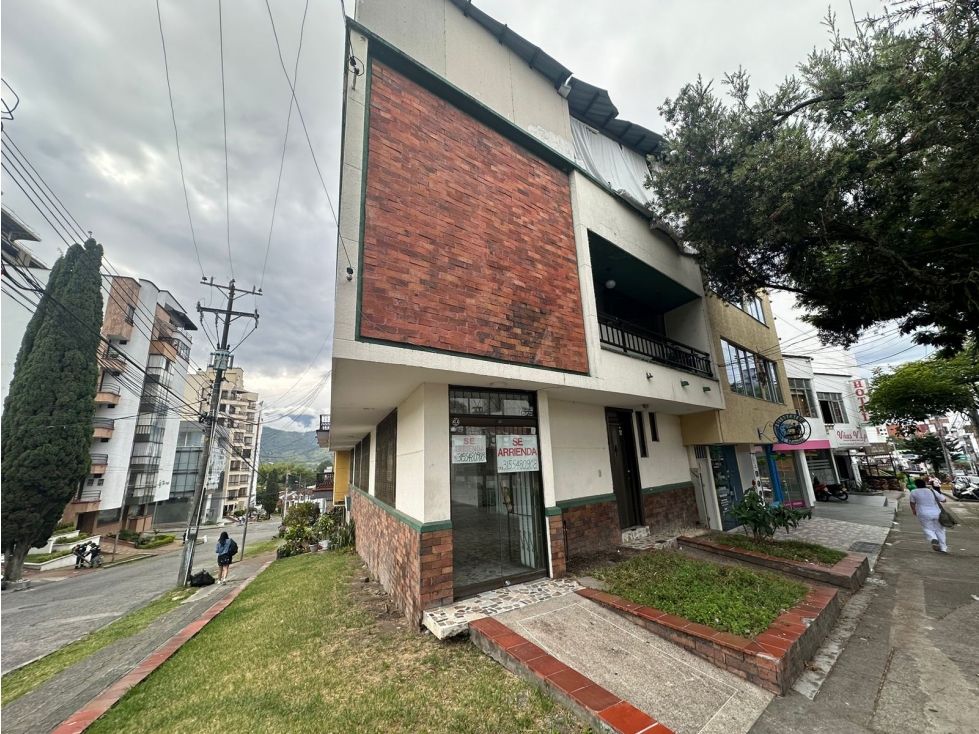 Se Alquila Casa Comercial Esquinera Avenida Bolívar Norte Armenia - 3