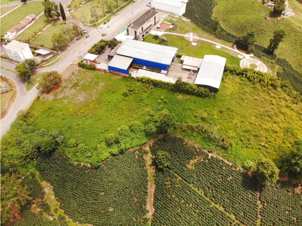 Se Vende Lote Uso De Suelo Industrial Sur de Armenia