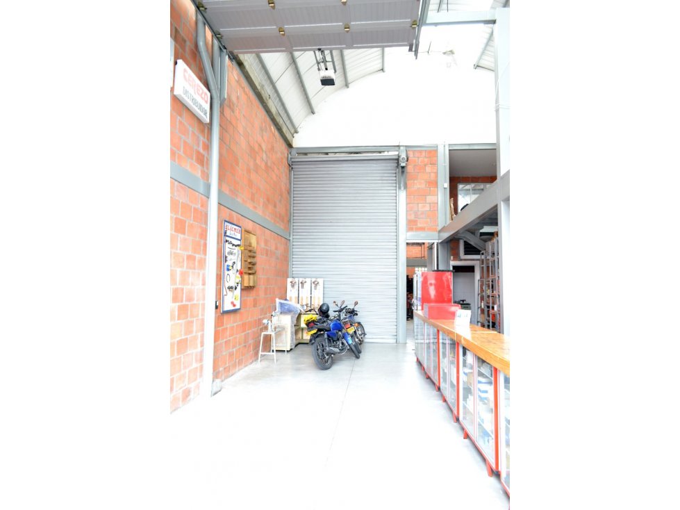 Se Vende O Alquila Bodega Comercial Moderna Centro Armenia - 2