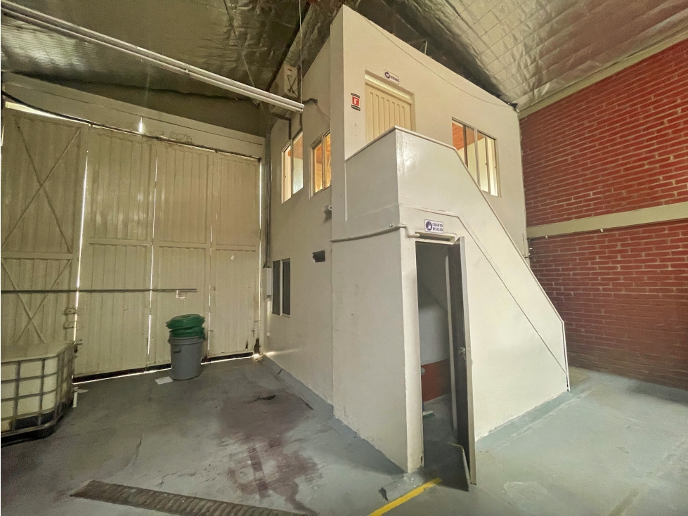 Se Vende Bodega Comercial Y Para Producción De Bajo Impacto Montenegro - 4