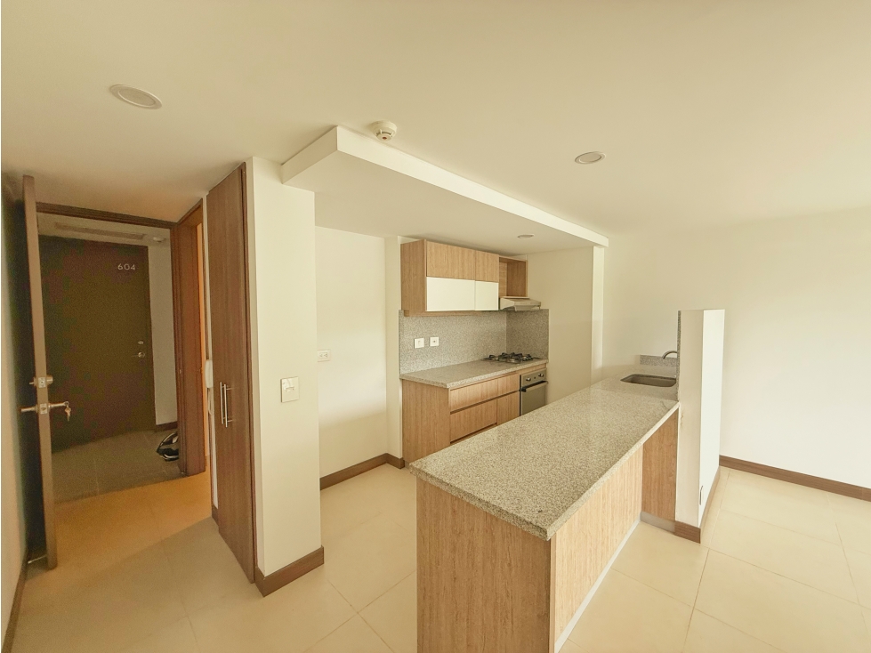 Se Alquila/Vende Apartamento En Serranías Del Parque Ave. Centenario — foto 2
