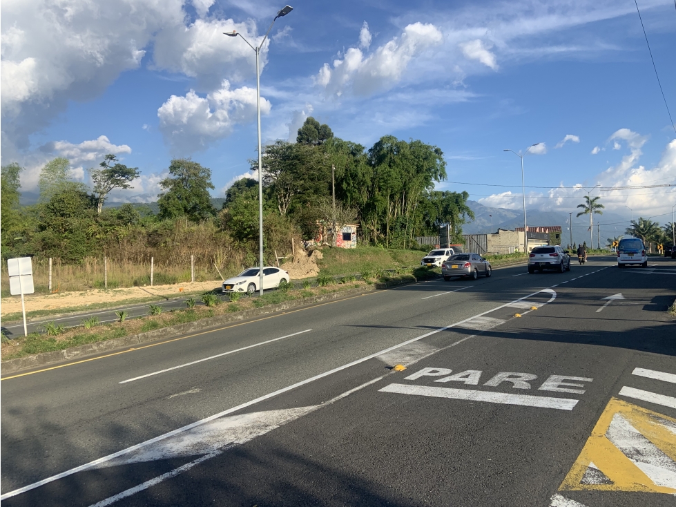 Lote Urbano En Venta Avenida Bolivar (Autopista de Café) — foto 3