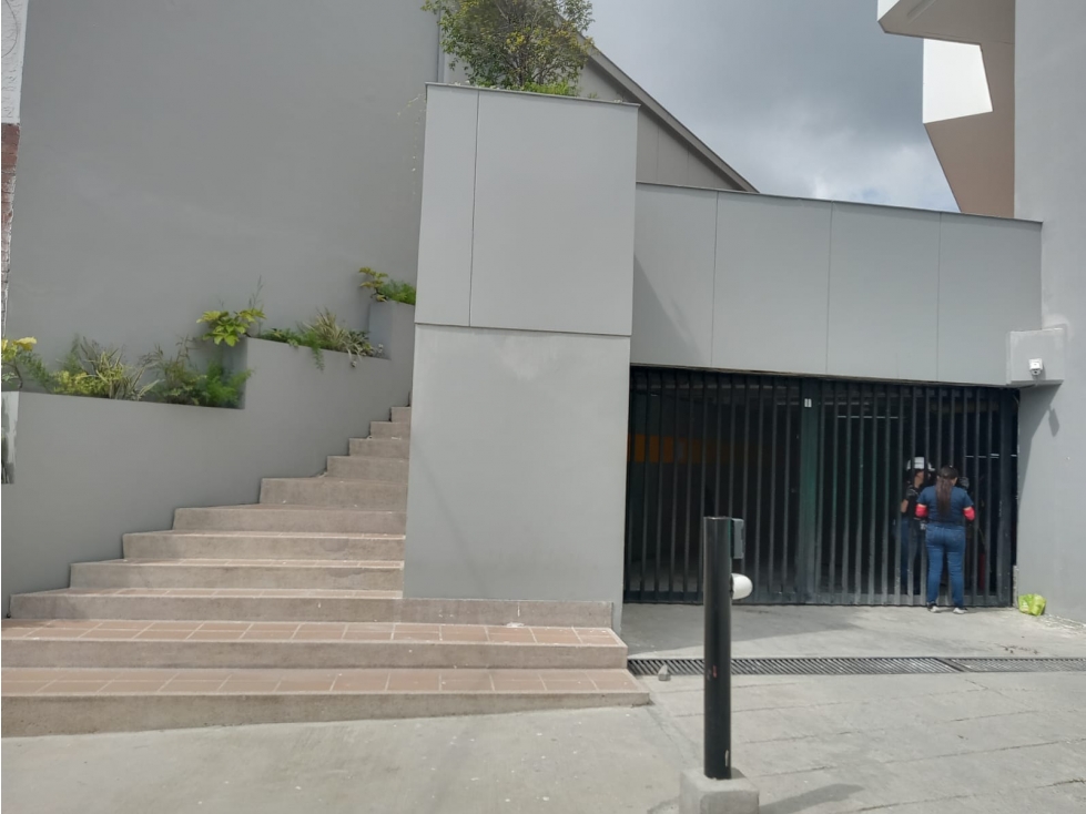 Se Arrienda Local Comercial Parque Fundadores Armenia — foto 2