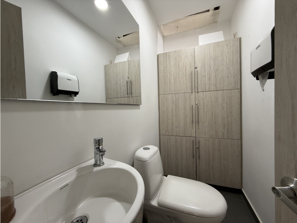 Se Alquila o Vende Clinica Para Servicios De Salud O Oficinas — foto 3