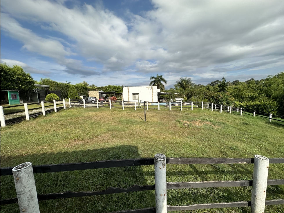 Se Vende Lote Campestre Con Pesebreras Via A Pueblo Tapao — foto 4